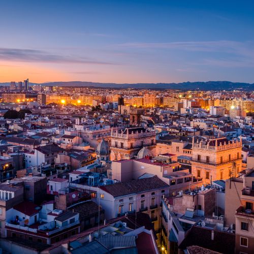 viajar barato a valencia 2025