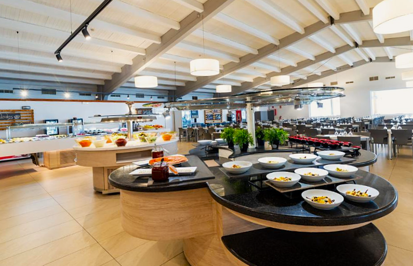 Comedor del restaurante de Ohtels Carabela