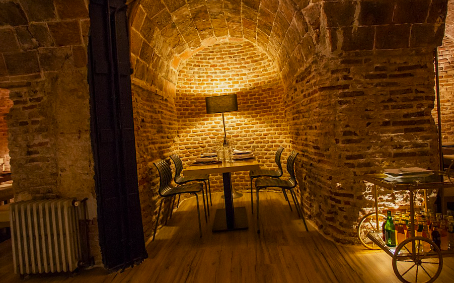 Un area hermosa de la bodega de los secretos en madrid