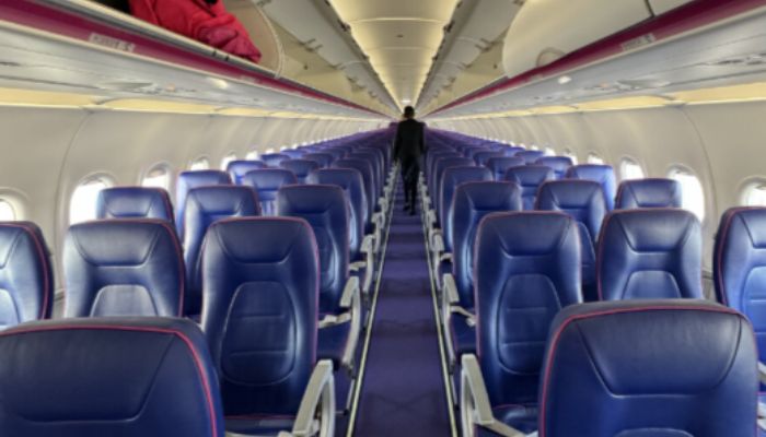 Interior de cabina wizz air